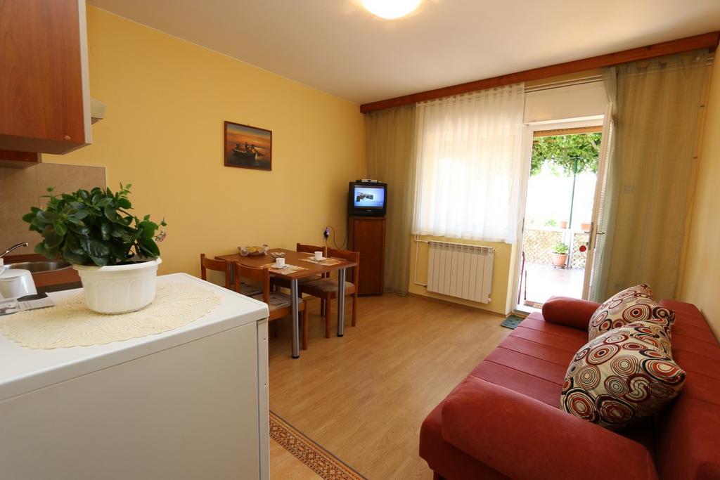 Apartment Mihajic M กลิมโน ภายนอก รูปภาพ